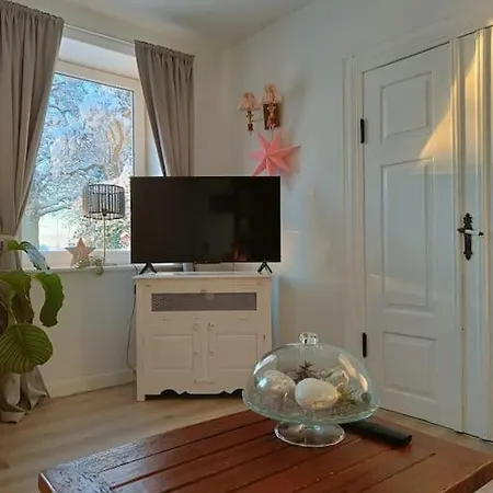 Willa Noldes Hygge Hjem, Staying In South Denmark